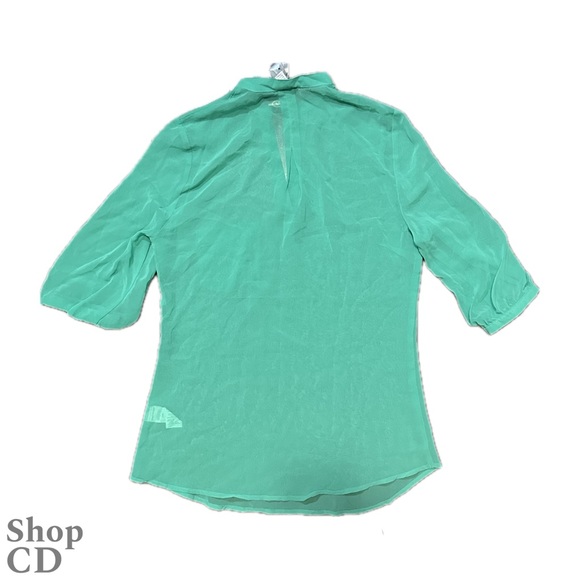 NWT Dynamite Green Sheer 3/4 Sleeve Top - Picture 2 of 3